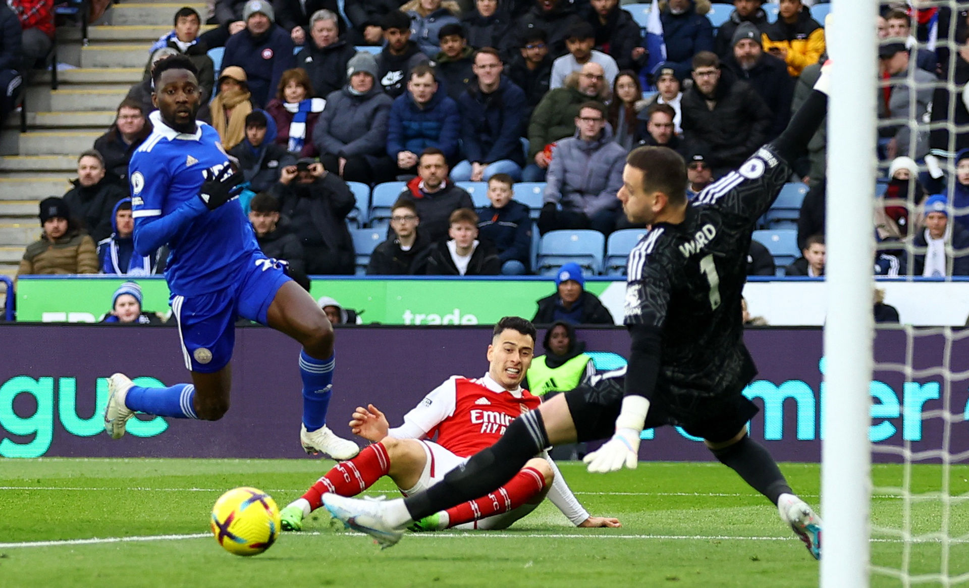 路进攻中 路进攻中